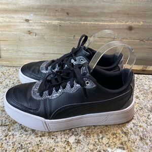 PUMA 2021 Wmns Skye Untamed 'Snakeskin - Black'